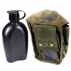 BRITISH BLACK CANTEEN WITH CAMO POUCH