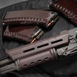 MAGPUL MOE AK HANDGUARD AK47/AK74, PLUM