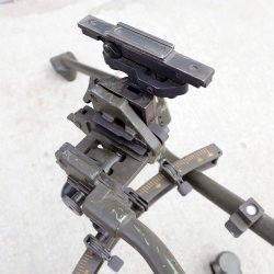 HK21E HK23E TRIPOD, FIELD MOUNT, MODEL 1102